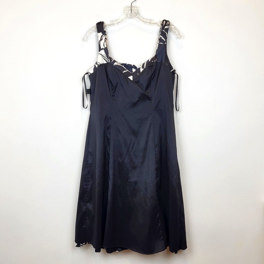 White House Black Market Black Floral Fit and Flare Sleeveless Dress, Size 6 EUC - Picture 9 of 12